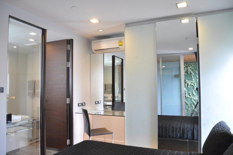 Quad Silom Hotel