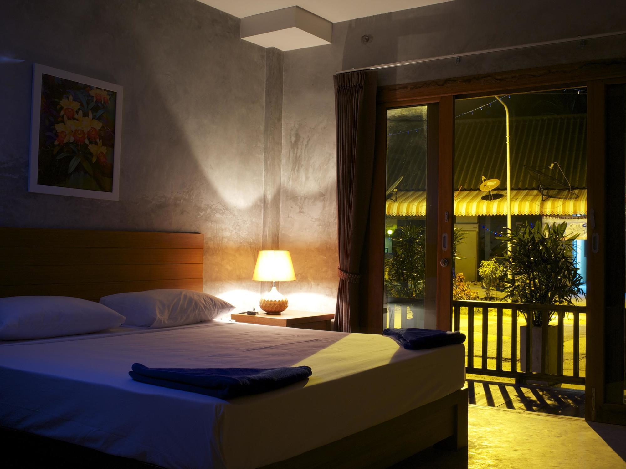 Phangan Palm & Restaurant Resort 3*