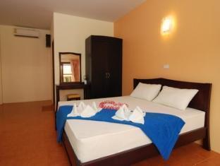 Lanta Bee Garden Sha Extra 3*