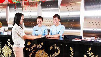 Golden Crown Grand Hotel