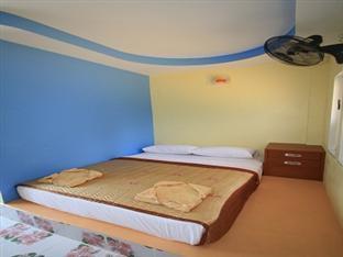 Amonrada House Hostel *