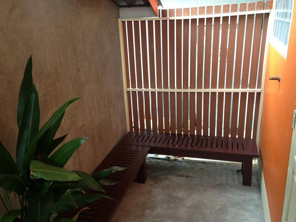 Moon Travel Backpacker Hotel 2*