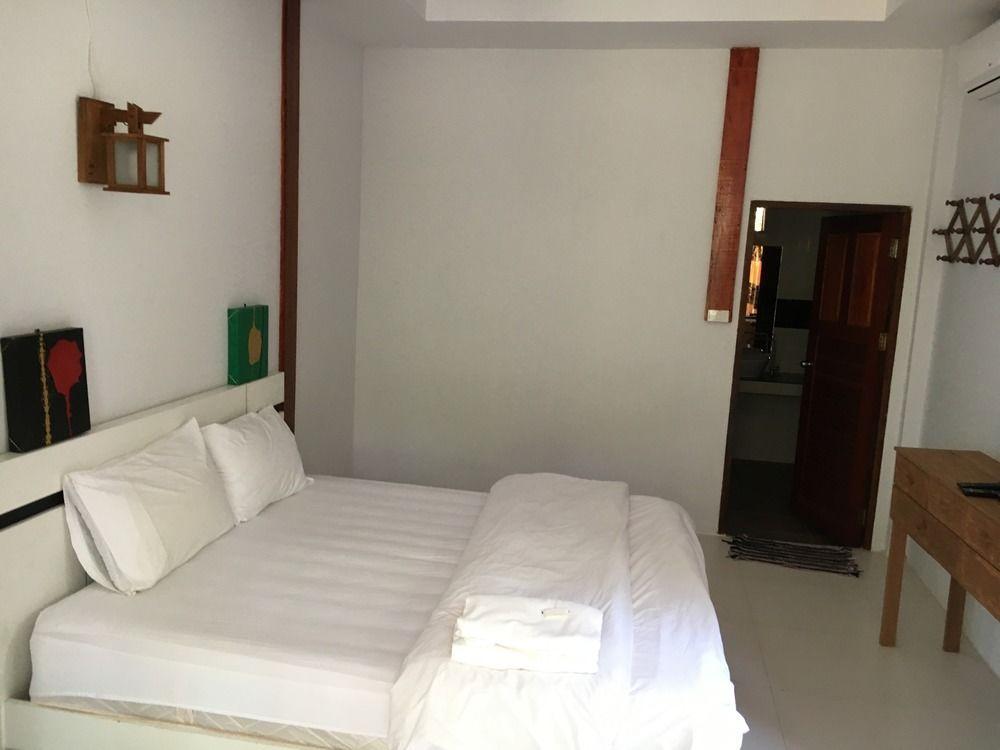 Reggae Village Haad Salad Resort 2*