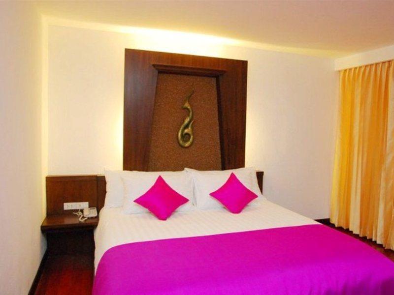 Hotel Nicha HHQ