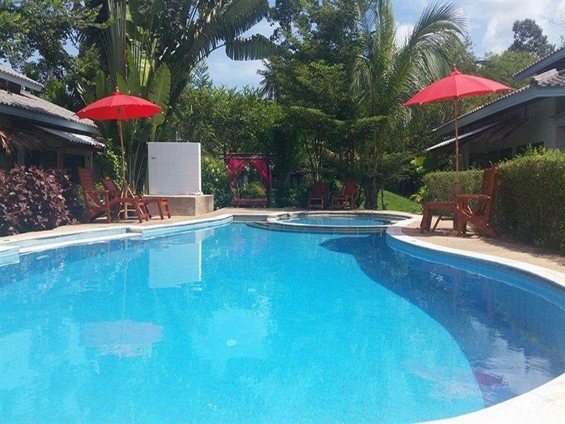 Hotel The Samui Native Mae Nam