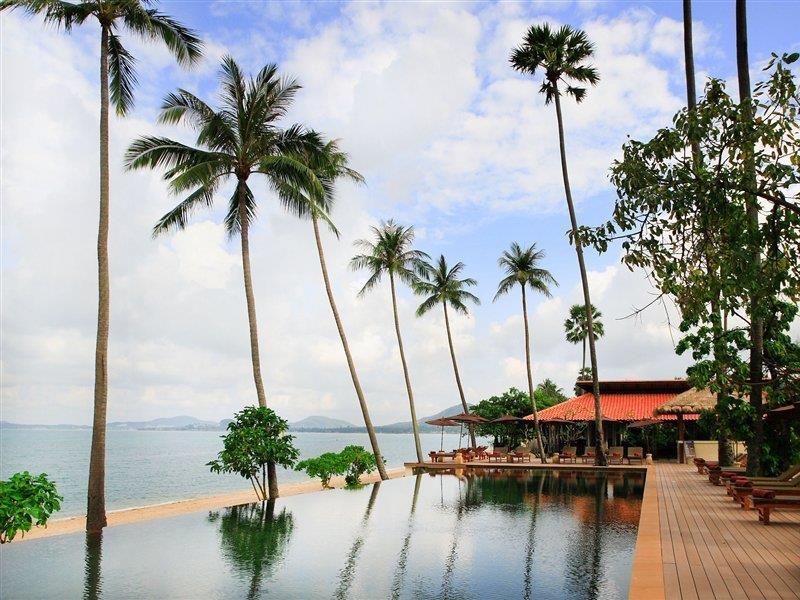 Saree Samui Mae Nam