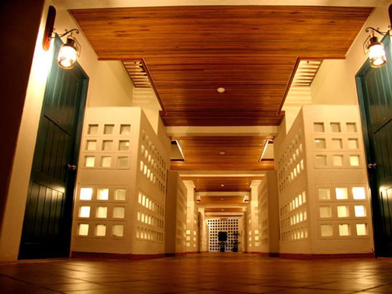 Hotel Colors - Aonang 4*