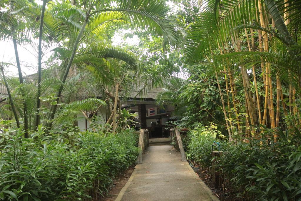 Resort Lanta Island 3*