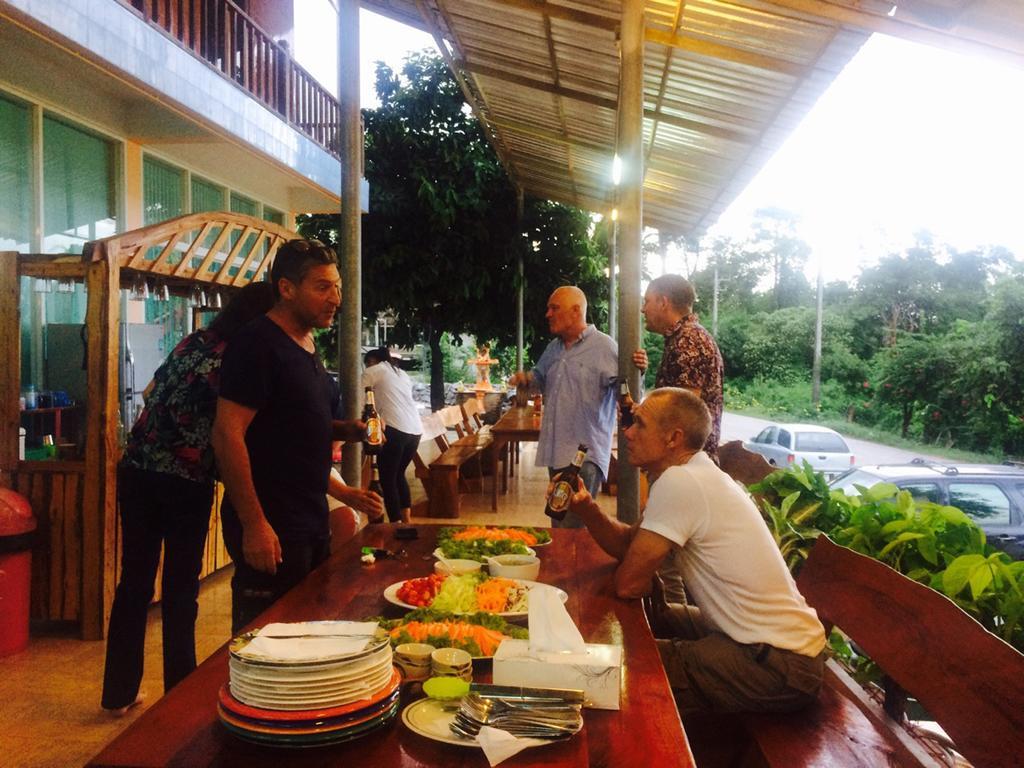 Guest house Kohchang Fuengfah