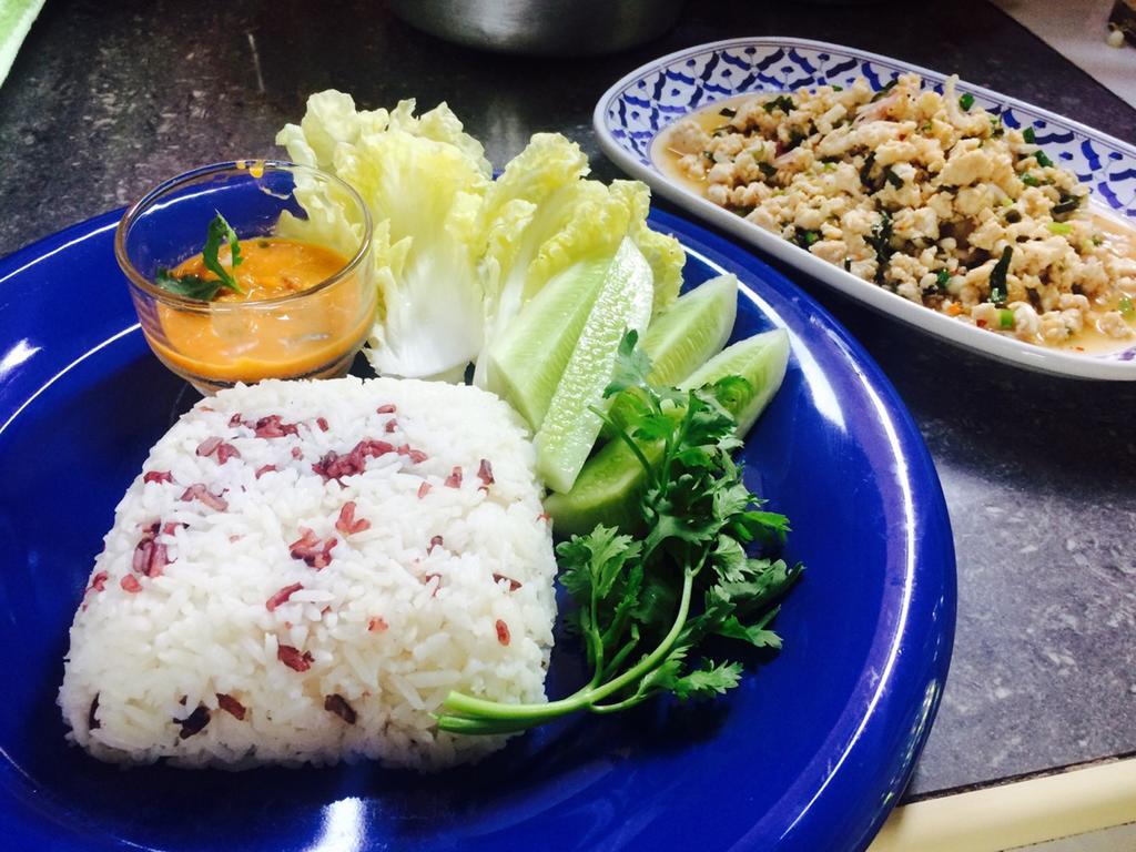 Guest house Kohchang Fuengfah 2*