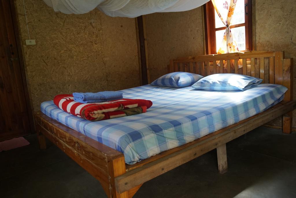 Resort Family Hut *