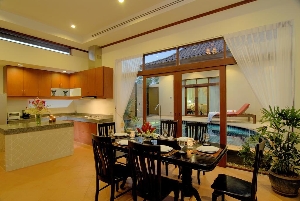 Les Palmares Bang Tao Beach (Phuket)