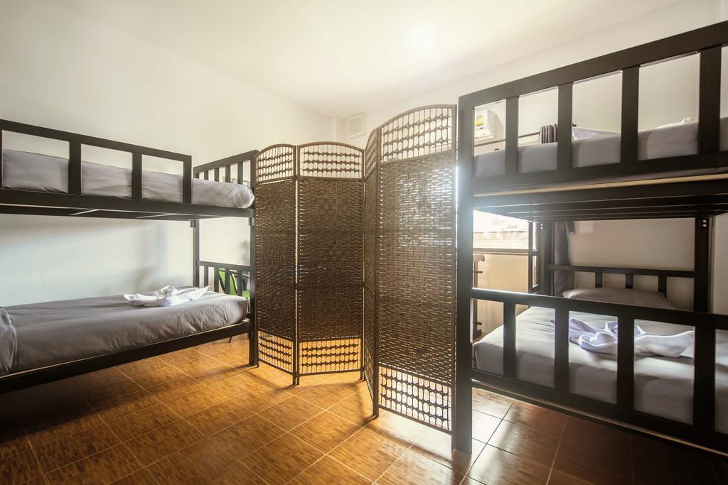 Guest house Sleep Easy 2*
