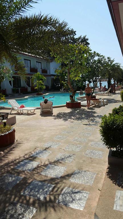 Hotel Bamboo @