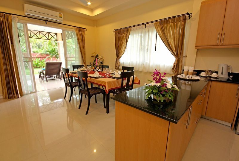Resort Thai Thani Pool 4*