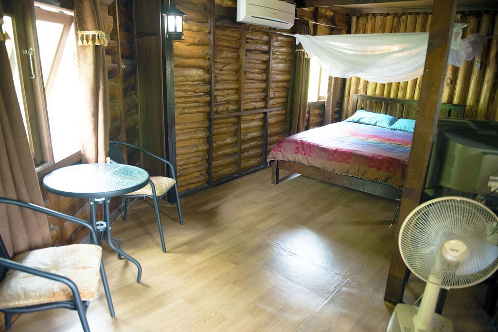 Guest house Sunflower Boathouse 2*