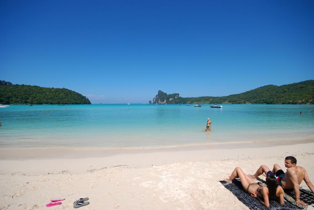 October * Phi Phi Don