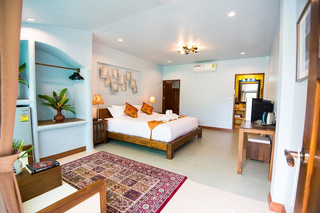 E-outfitting Resort Pai