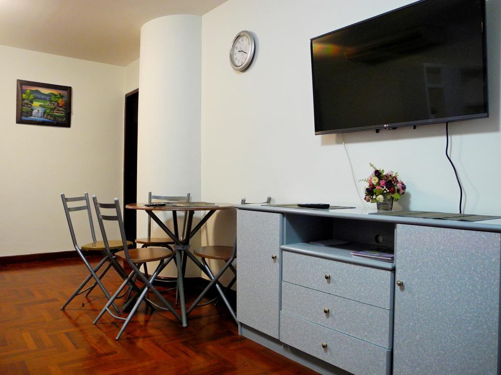 Sky Orchid Beachfront Apartment Pattaya