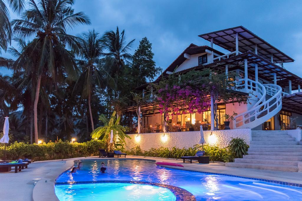 Private La Costa Samui Villa