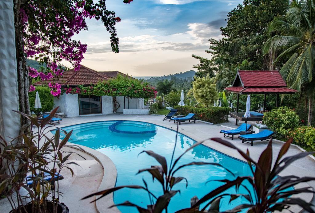 Private La Costa Samui Villa