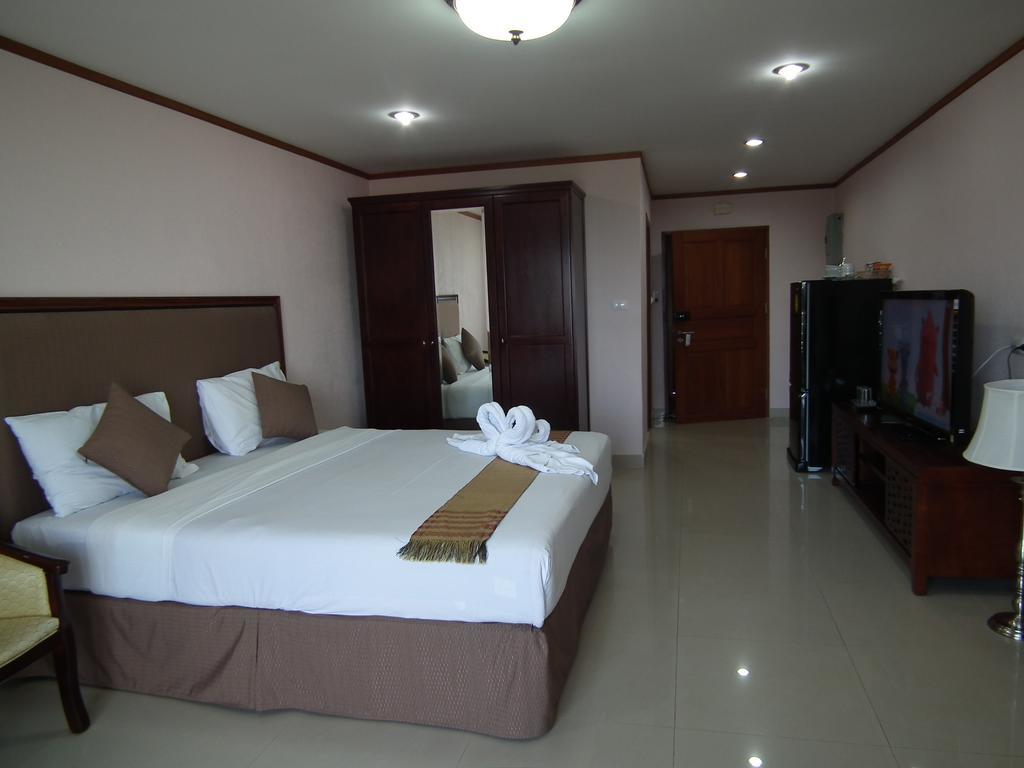 Apartment Abricole At Hill Pattaya
