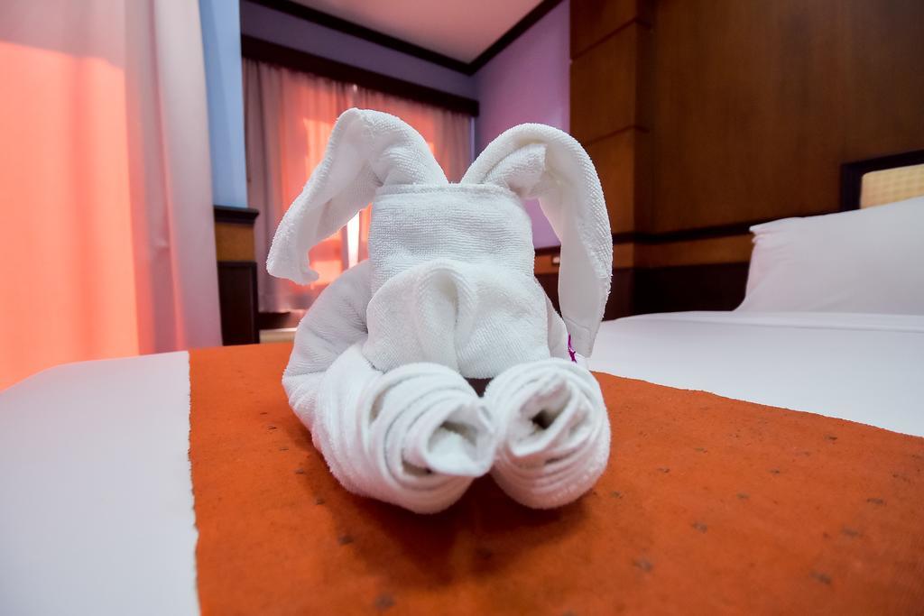 Season Palace Huahin Hotel