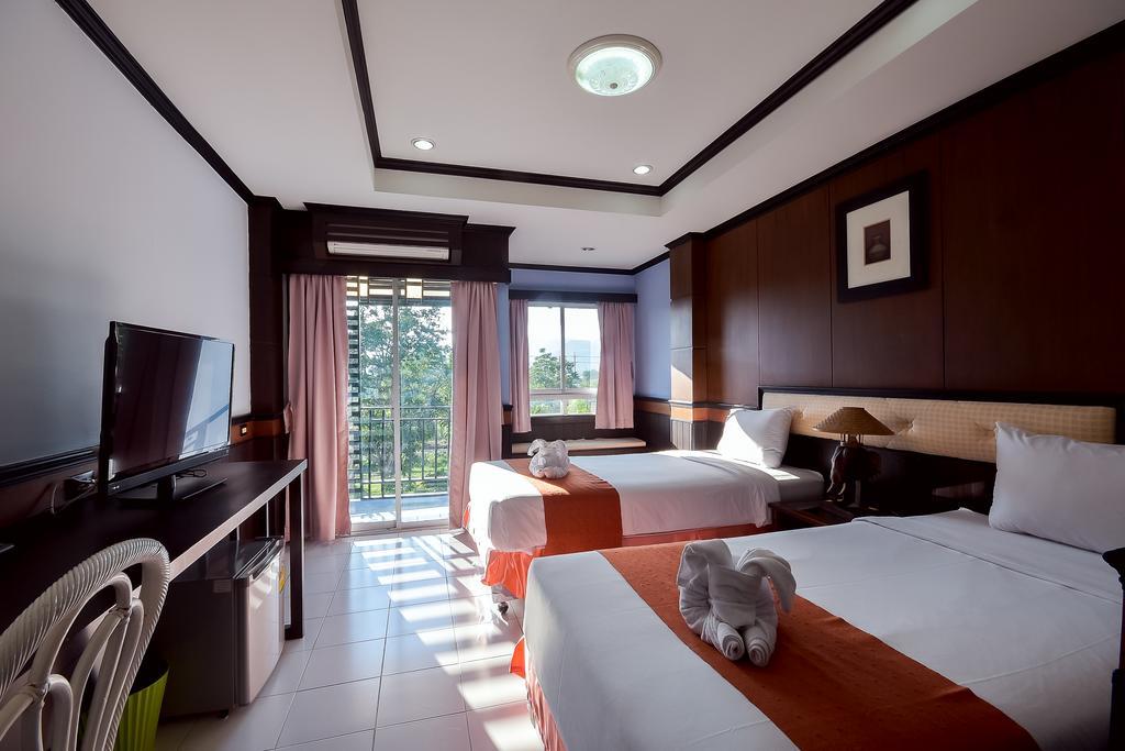 Season Palace Huahin Hotel Cha-Am