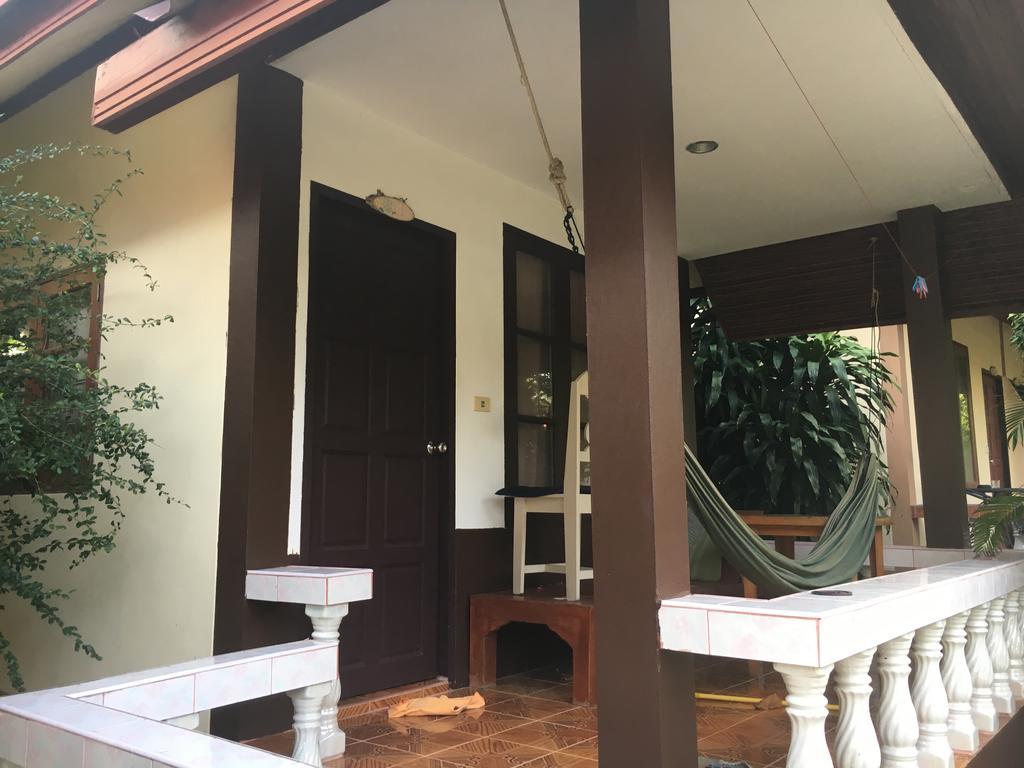 Hotel Jungle Hut & Haad Chao Phao