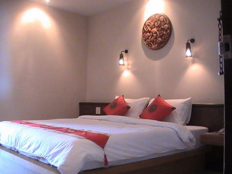 Hotel Ploen By Tolani