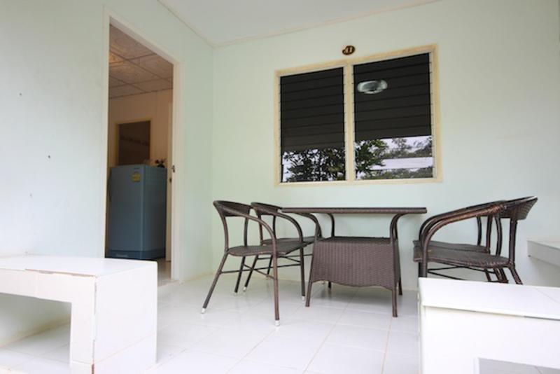 Lemon Tree Hotel 2*