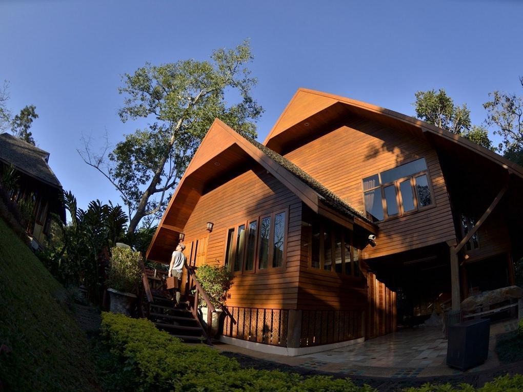 32 Coffee Hill & Chiang Mai
