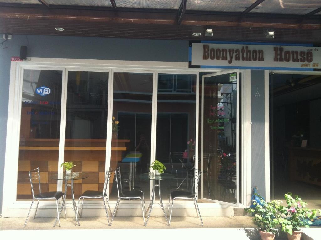 Boonyathon House