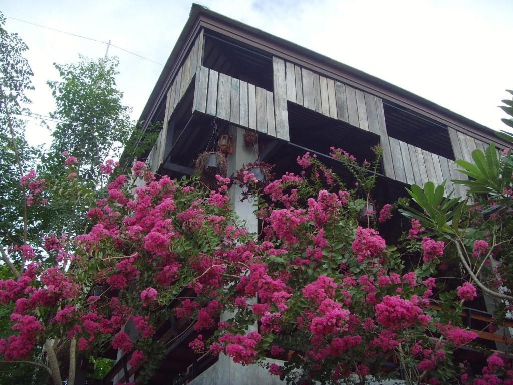 Resort Happy Village