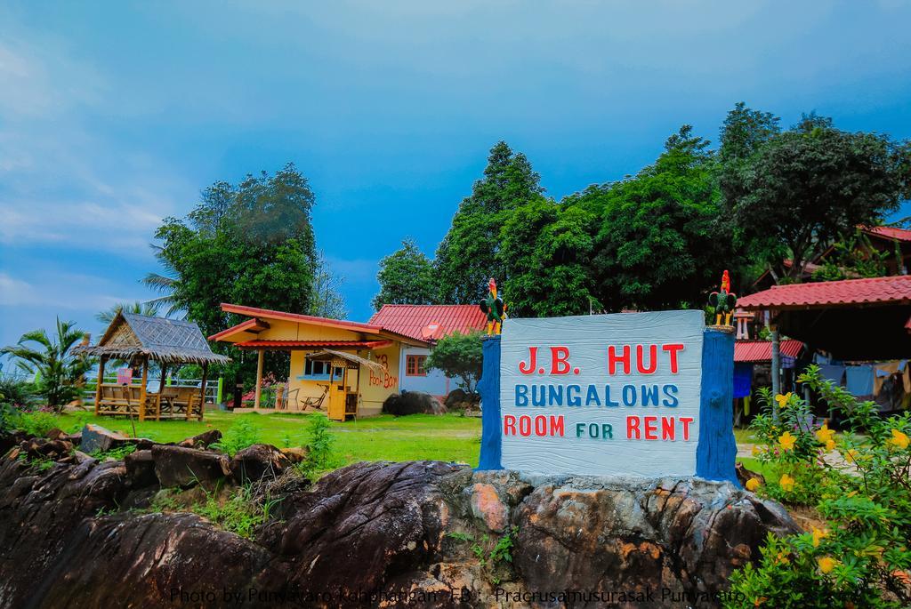 J.b.hut Haad Yao