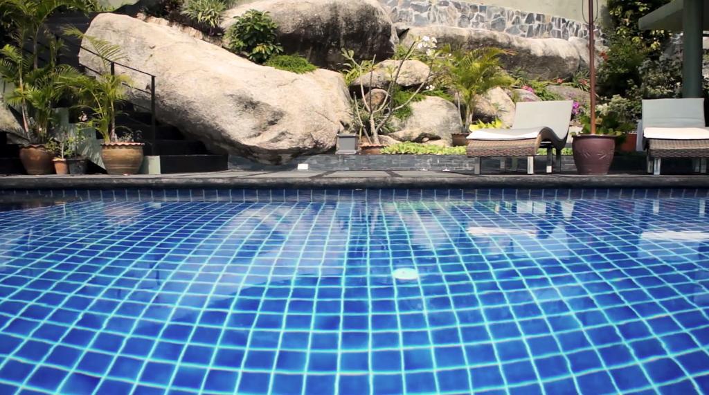 Crystal Villa *