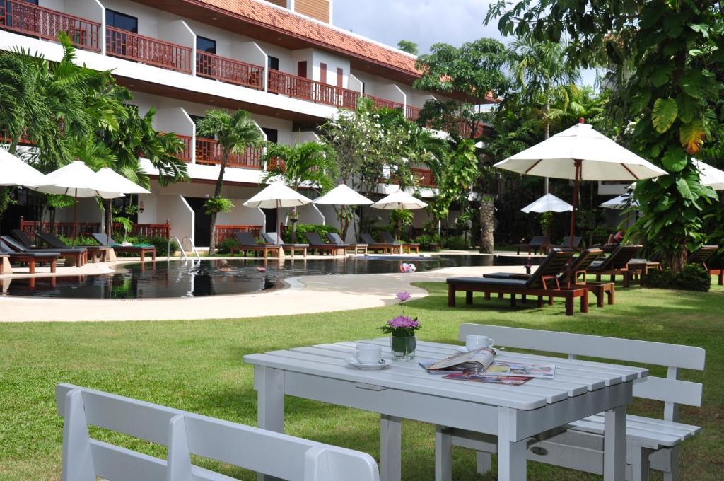 Resort Salathai 2*