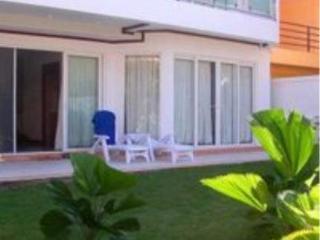 Bang Po Sovereign 3 Bed Hotel 3*
