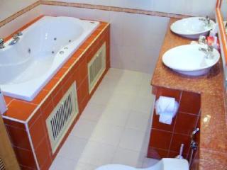 Hotel Bang Po Sovereign 3 Bed 3*