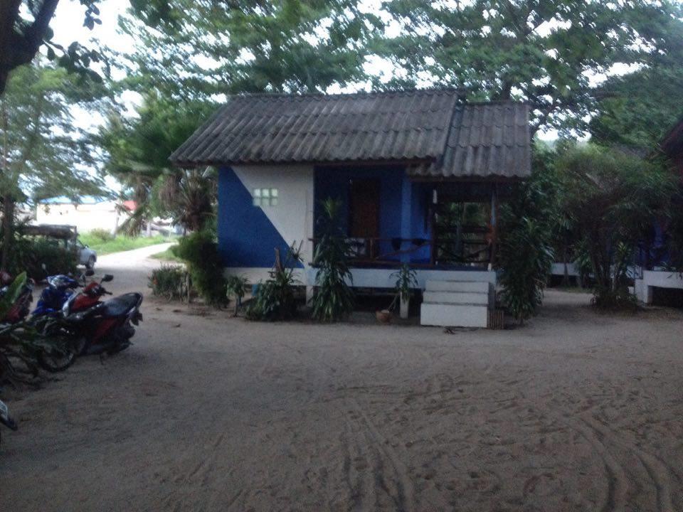 Two Rocks Baan Tai