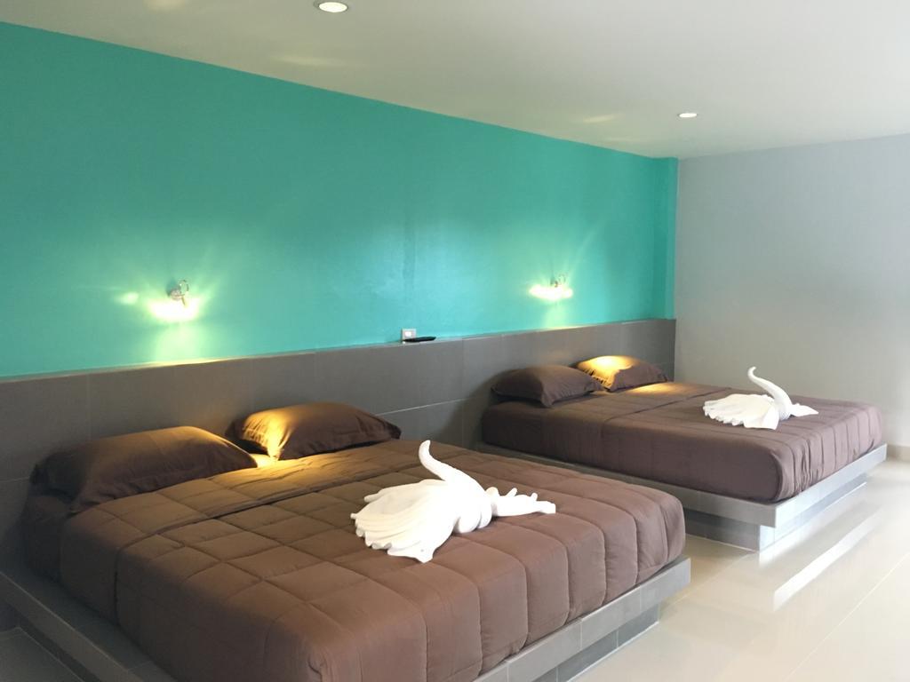 P.f Mansion Hotel