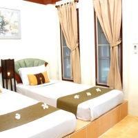 Hotel Al's Hut 2*