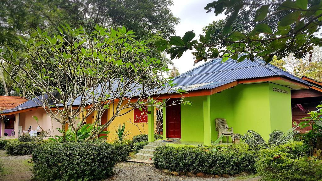 Inn The Sunflower Bungalows