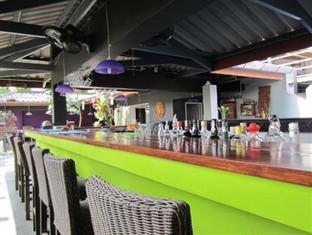 Lek House Hotel