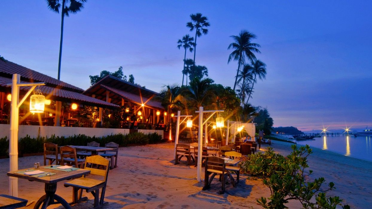 Saree Samui