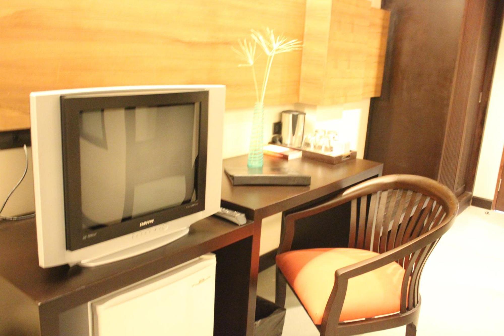 Weekender 4*