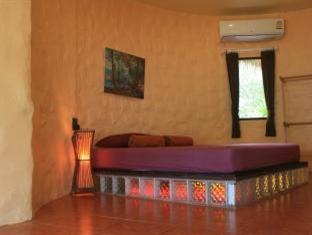 Souk Hotel