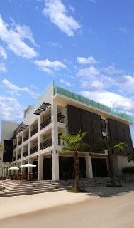 Hotel Laem Din 2*