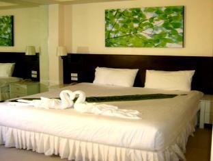 Hotel @ White Patong