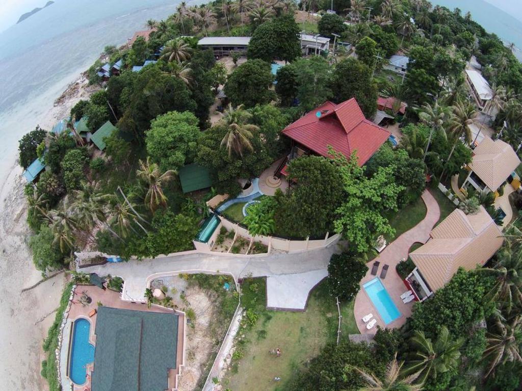 7 Bedroom Seafront Phanghan Sdv232-by Samui Dream *